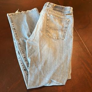Lucky Jeans size 34. Relaxed fit